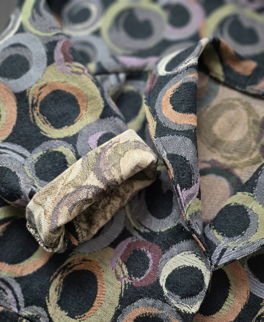 ABRIGO GEOMETRÍA SUAVE