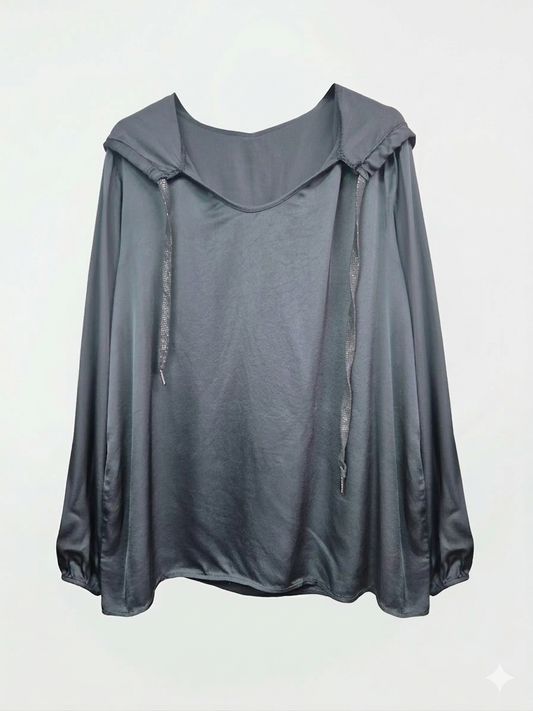BLUSA DE SEDA Y VISCOSA CON CAPUCHA Y DETALLES DE BRILLOS